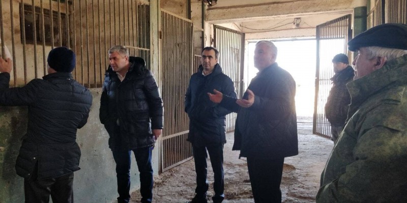 Министр по земельным и имущественным отношениям РД проинспектировал земельные участки в Карабудахкентском районе