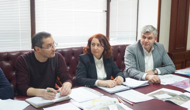 В Минимуществе состоялось рабочее совещание с руководством Минпромторга РД