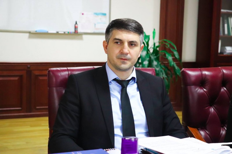 В Минимуществе Дагестана прошло рабочее совещание с руководством Минэнерго РД