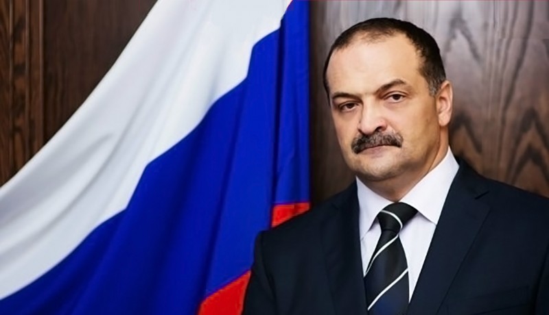 Сергей Меликов поздравил дагестанцев с Днем семьи, любви и верности