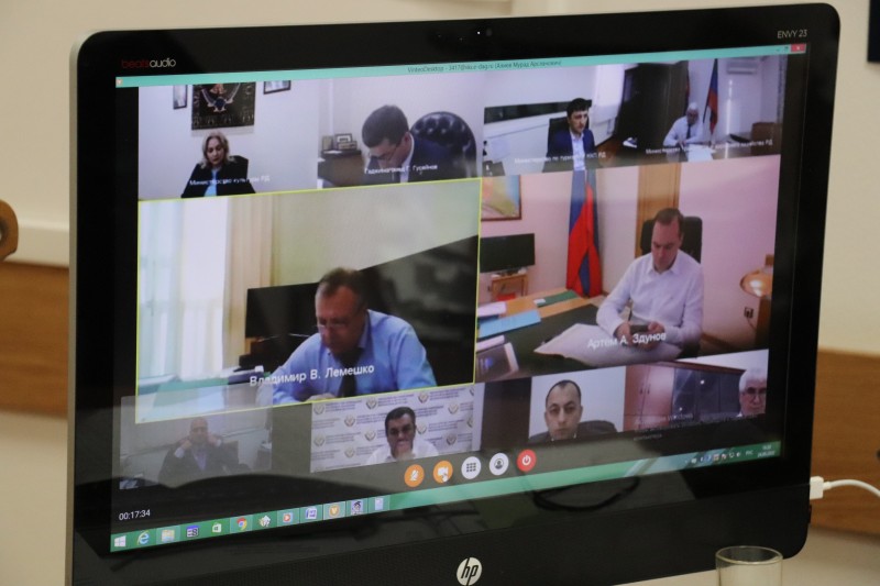 Мурад Алиев принял участие в совещании Председателя Правительства РД