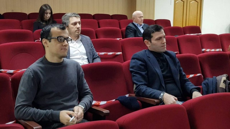 Темирхан Халилов принял участие в обучающем семинаре для госслужащих