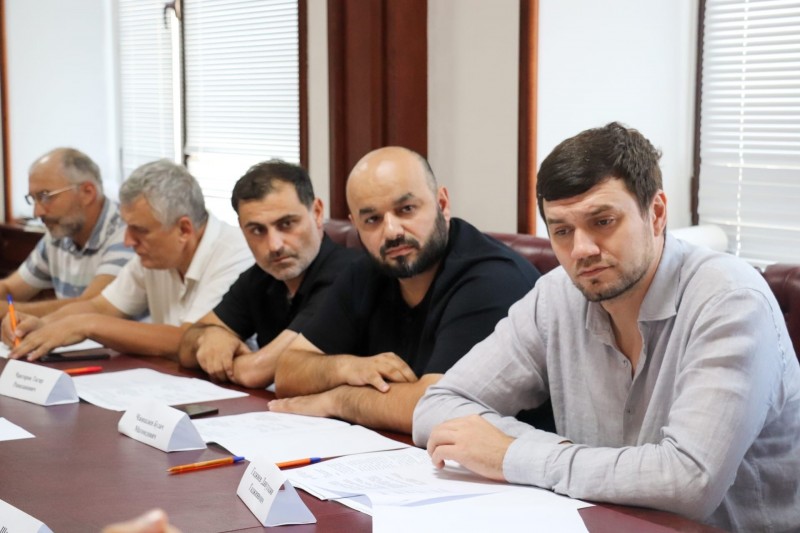 Состоялось первое заседание Общественного совета при Министерстве по земельным и имущественным отношениям РД в новом составе