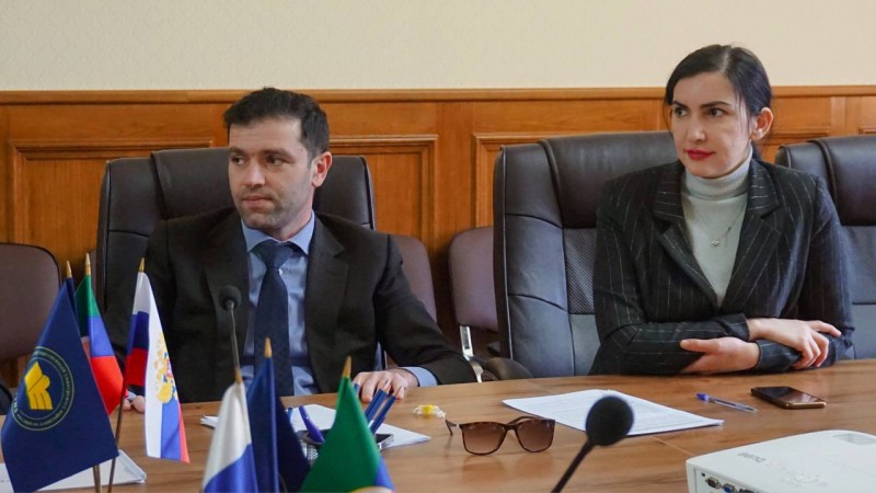 Заур Эминов провёл совещание Оргкомитета по подготовке и проведению конференции