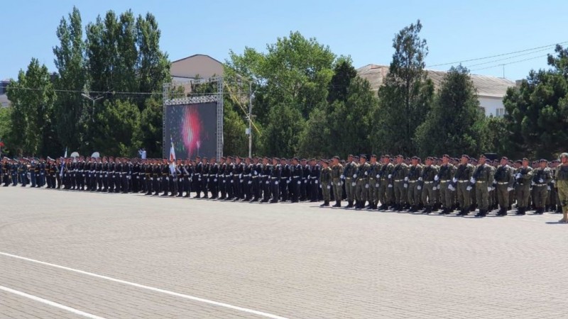 Парад Победы прошел в Каспийске