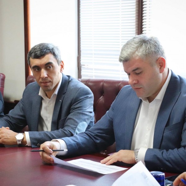 В Минимуществе Дагестана состоялось еженедельное рабочее совещание