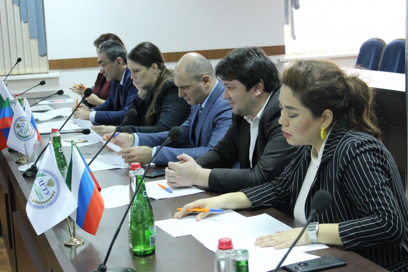 Состоялся второй этап конкурса на включение в кадровый резерв Минимущества Дагестана