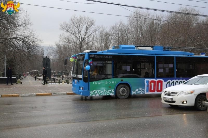 В столице Дагестана прошла праздничная экскурсия, посвящённая 100-летию со дня образования ДАССР