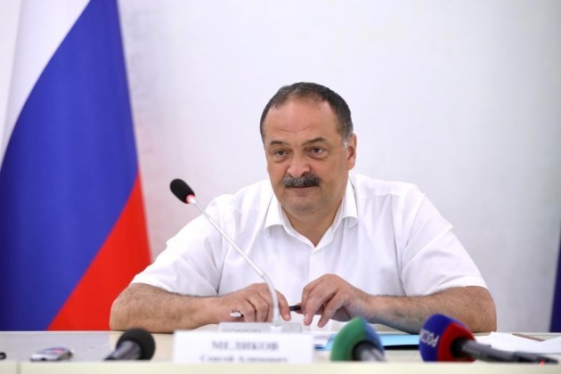 Сергей Меликов провёл встречу с бизнес-сообществом республики