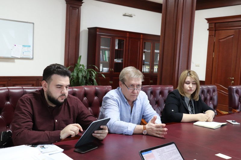 Реализацию проекта ООО «Русские ярмарки» на территории Дагестана обсудили в Минимуществе Дагестана