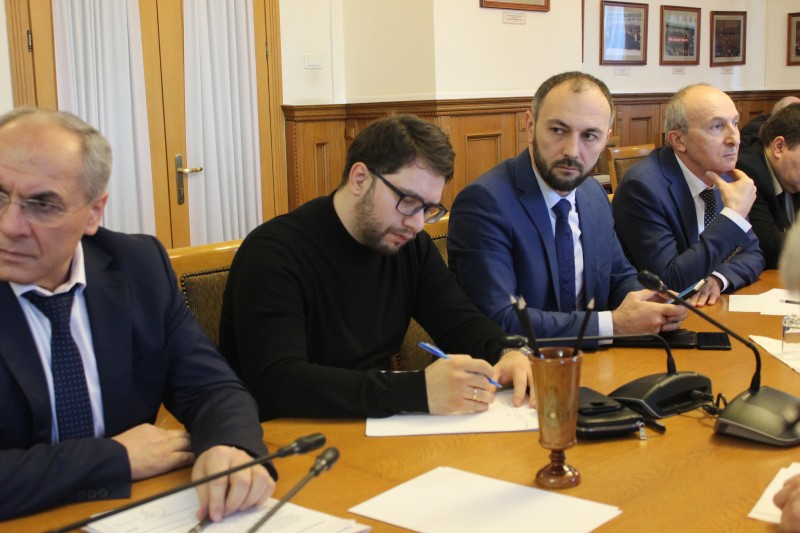 Екатерина Толстикова провела заседание по подготовке к семинар-совещанию с главами муниципальных образований