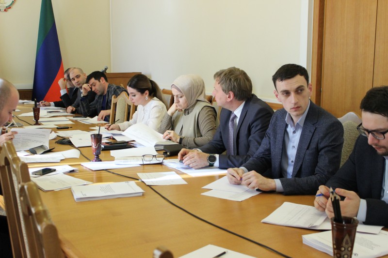 В Правительстве Республики Дагестан прошло совещание по вопросу внесения в ЕГРН сведений о ключевых объектах учёта