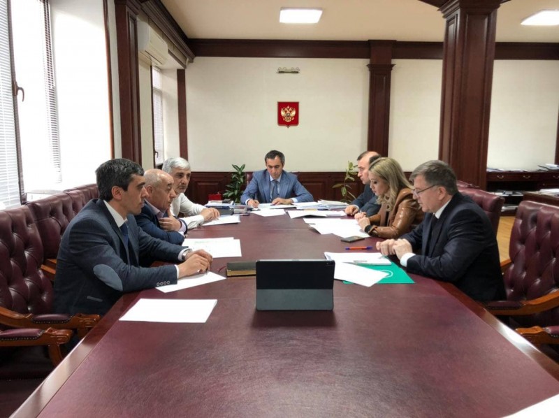 В Минимуществе Дагестана рассмотрели возможности финансового оздоровления подведомственных Минтрансу РД предприятий