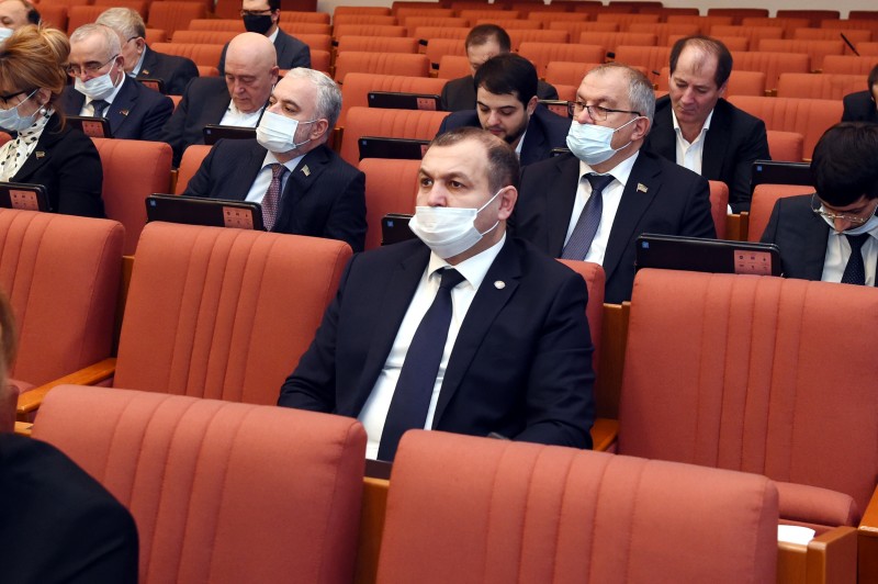 Агарагим Кагиргаджиев принял участие в 51 сессии республиканского парламента