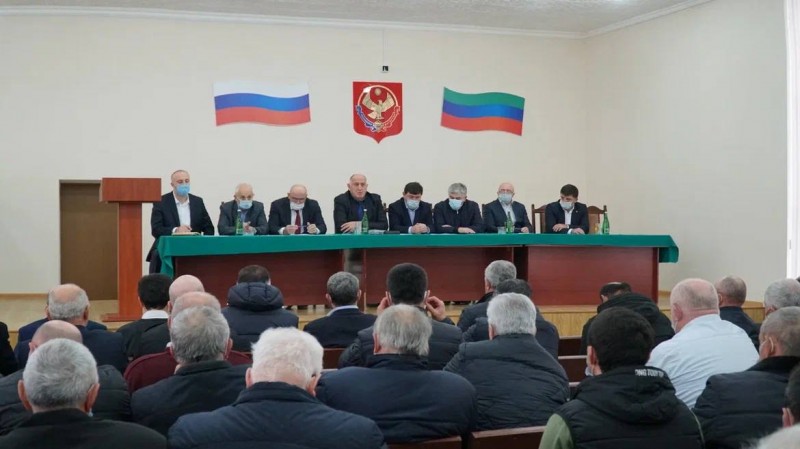 В Дагестане подвели итоги перегона скота и обсудили подготовку к его зимовке