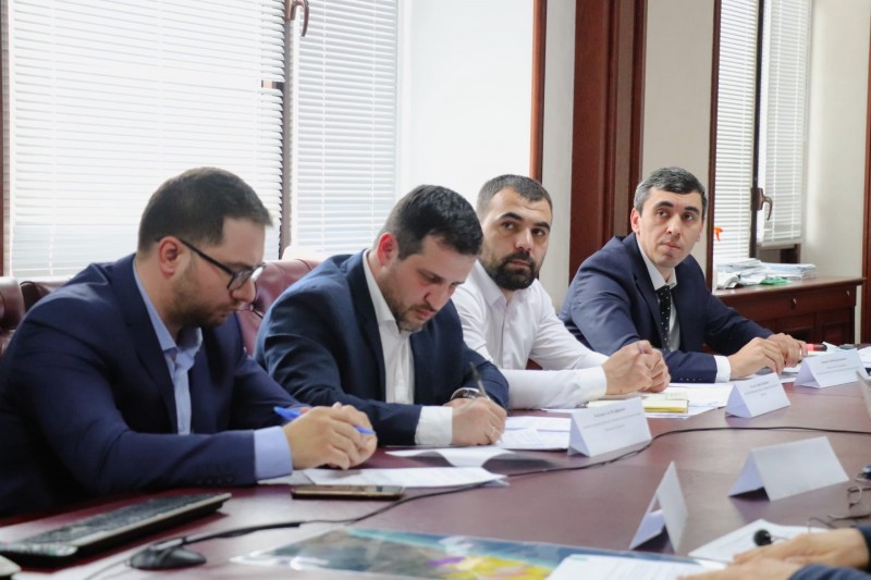 В Минимуществе Дагестана обсудили вопросы подготовки земельных участков для реализации мероприятий по созданию инфраструктуры в сфере обращения с ТКО
