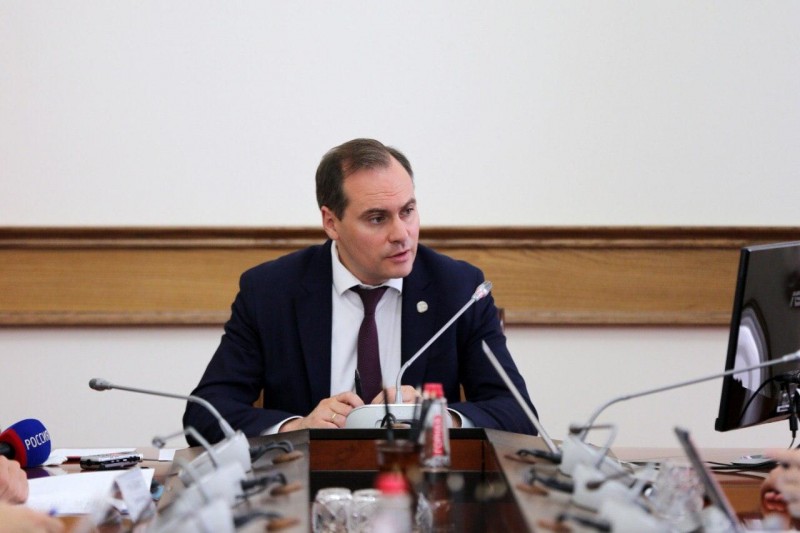 Агарагим Кагиргаджиев принял участие в заседании Правительства РД по вопросам строительства объектов возобновляемой энергетики