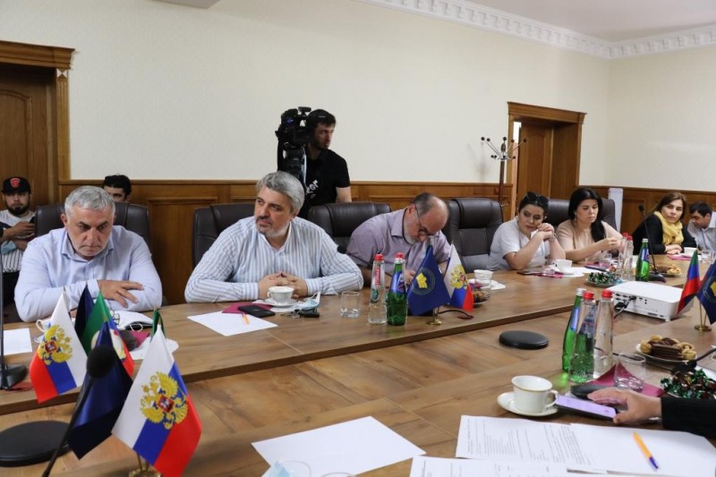 Заур Эминов рассказал на пресс-конференции о проблемах земельно-имущественного комплекса Дагестана
