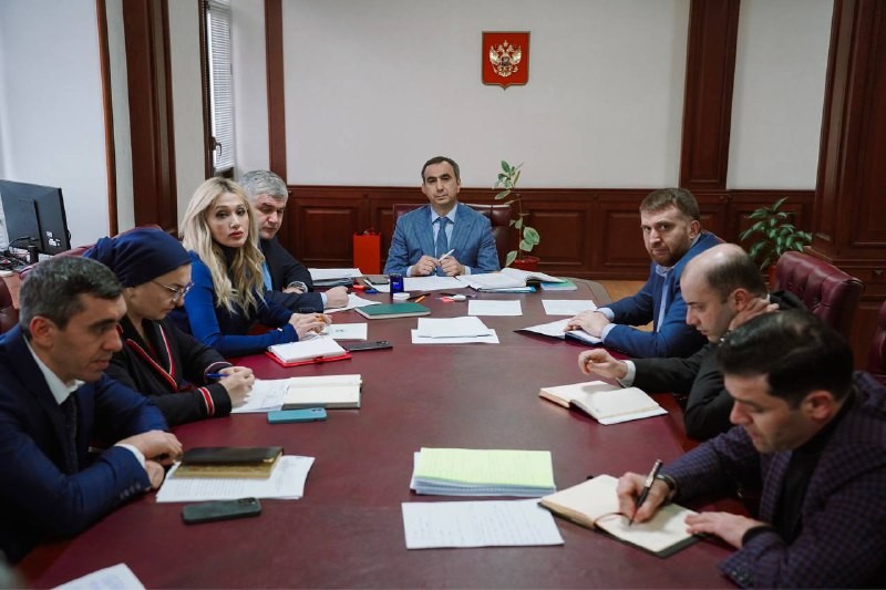 В Минимуществе Дагестана состоялось еженедельное рабочее совещание