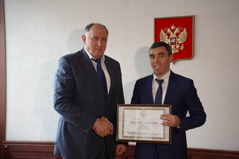 Председатель Правительства Республики Дагестана Абдулмуслим Абдулмуслимов посетил Минимущество Дагестана