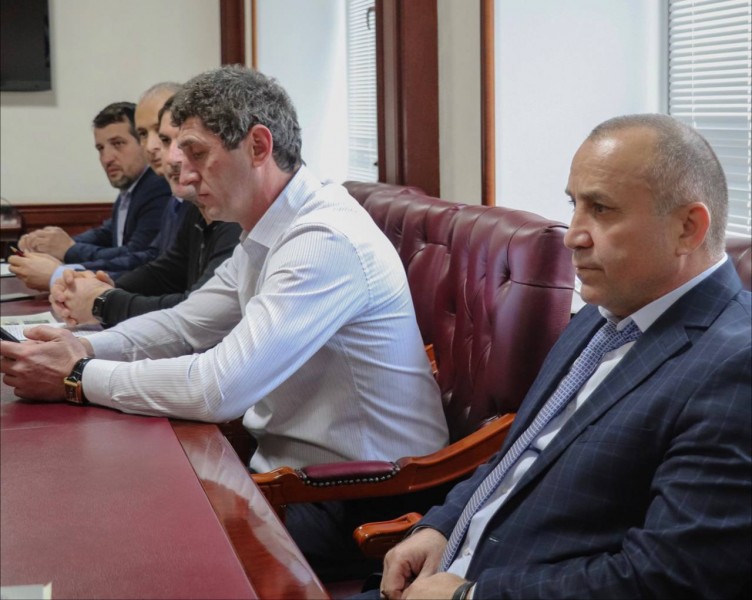 Предоставление земельного участка под строительство завода по производству жидкого медицинского кислорода обсудили в Минимуществе