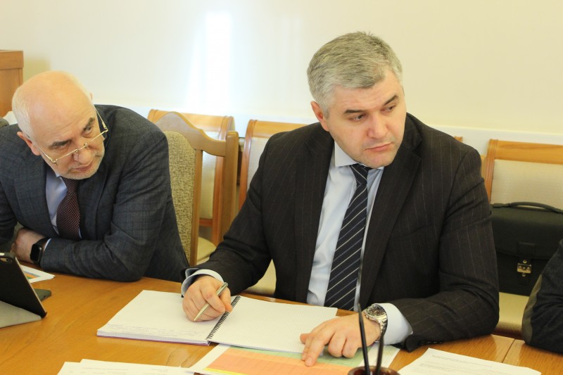 Совещание по проведению комплексных кадастровых работ на 2020 год прошло в Правительстве Дагестана