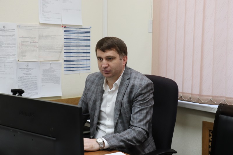 Внедрение ГИС "Управление государственным имуществом РД" обсудили по ВКС