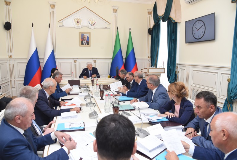 Агарагим Кагиргаджиев выступил на заседании Президиума Народного Собрания Дагестана
