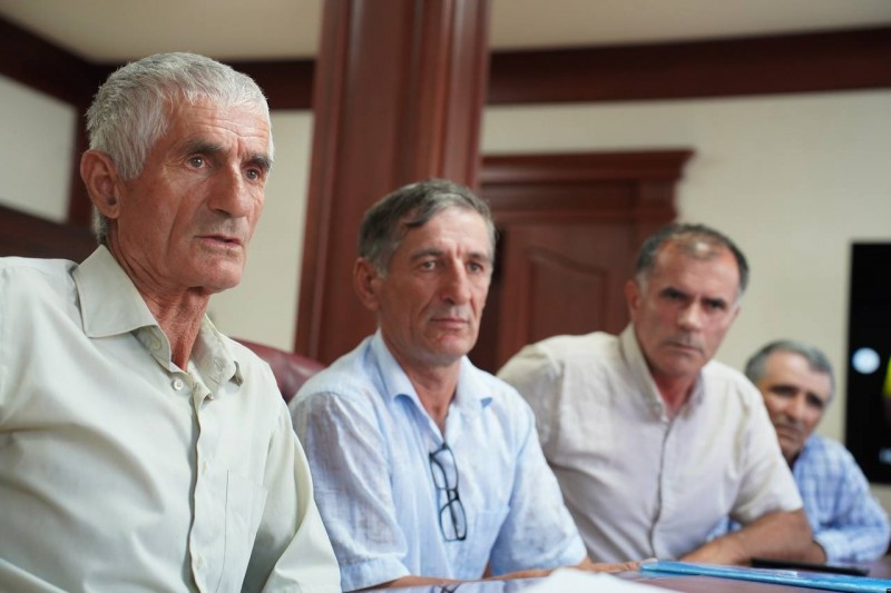 Заур Эминов провёл личный приём граждан