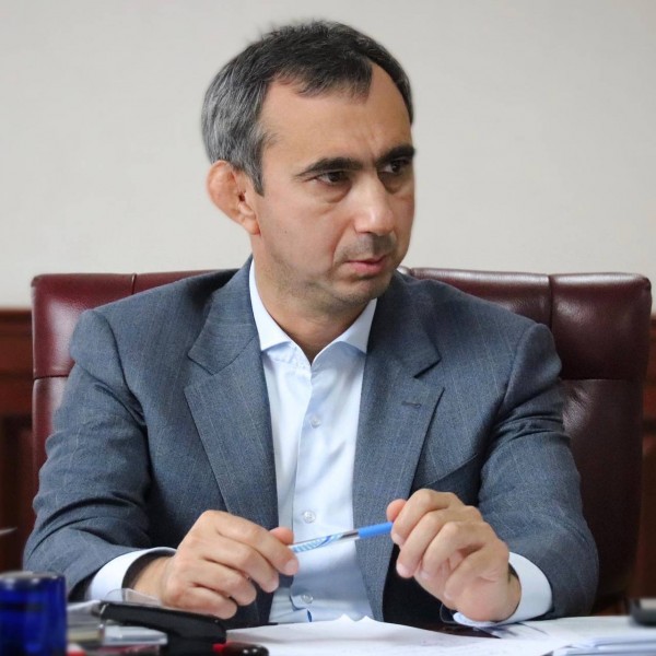 Заур Эминов встретился с представителями ООО "Газпром межрегионгаз Махачкала"