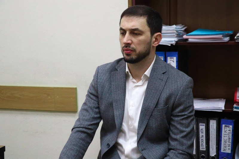 Алефтин Абдуллаев провел встречу по вопросам СПК "Акуша"
