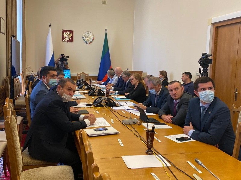 Агарагим Кагиргаджиев принял участие в совещании под руководством Владимира Васильева