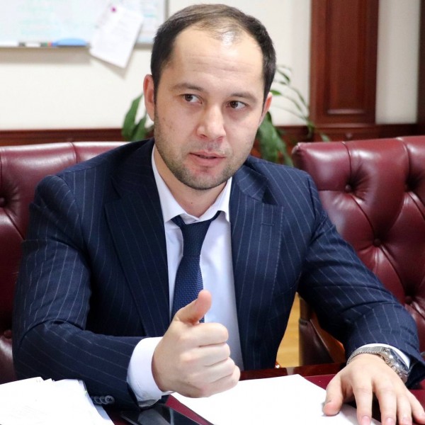 Заур Эминов провел встречу с представителями ООО "Газпром межрегионгаз Махачкала"