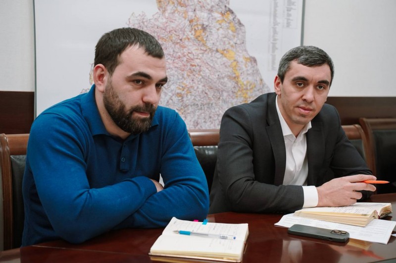 Вопросы взаимодействия с администрацией Буйнакска рассмотрели в Минимуществе Дагестана