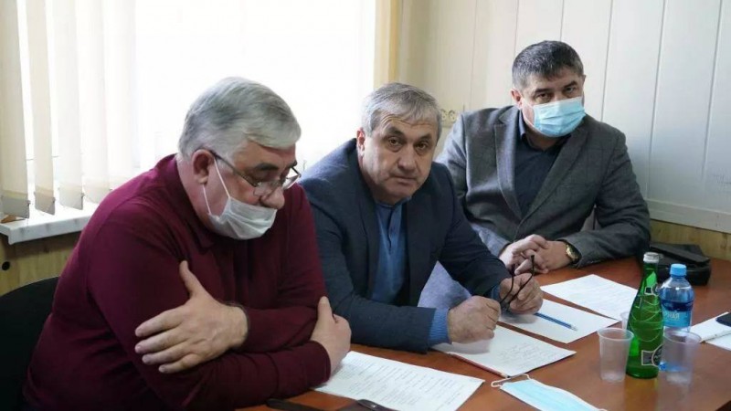 Представители Минсельхозпрода Дагестана и Минимущества Дагестана провели встречу с аграриями Гунибского района
