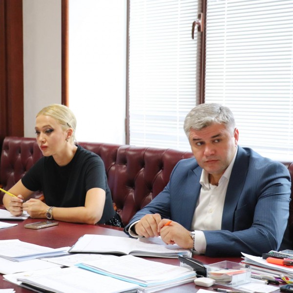 В Минимуществе Дагестана прошло еженедельное рабочее совещание