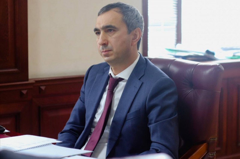 Еженедельное аппаратное совещание прошло под руководством Заура Эминова