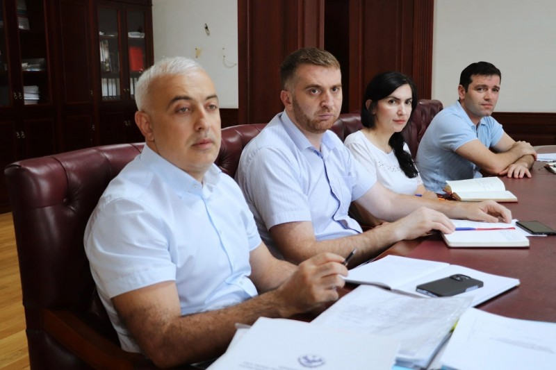 В Минимуществе Дагестана состоялось еженедельное рабочее совещание