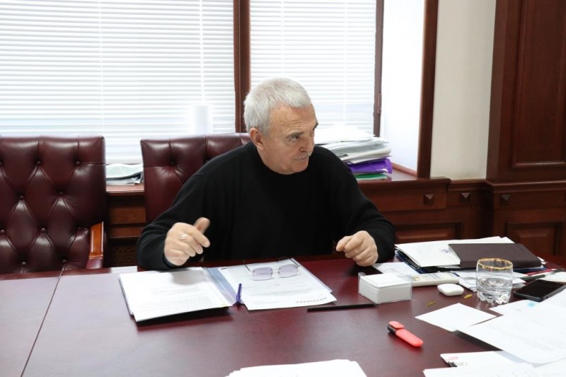 Под руководством Заура Эминова обсуждены вопросы списания воздушных судов