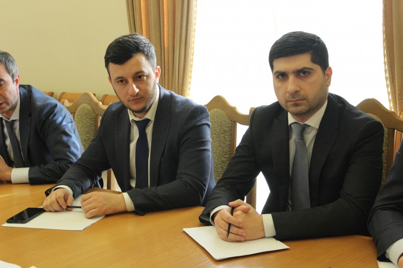 В Правительстве Дагестана прошло совещание о ходе работы по постановке на государственный учет и регистрации объектов газораспределительных сетей
