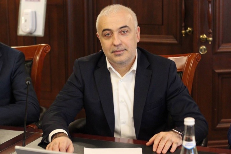 Делегация Минимущества Дагестана во главе с Зауром Эминовым приняла участие в заседании Росреестра
