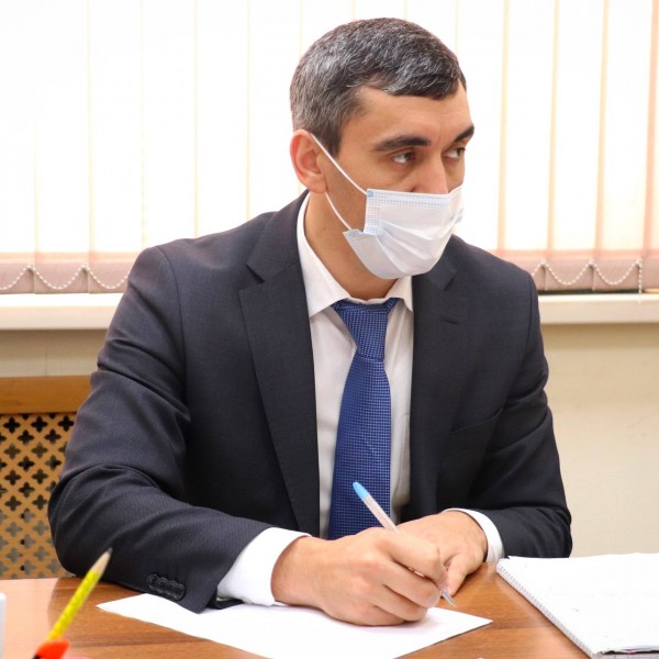 Начальник управления земельных отношений Алефтин Абдуллаев провел прием граждан