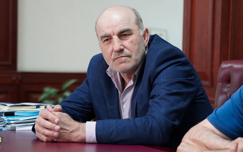Заур Эминов выслушал проблемы жителей Шамильского района