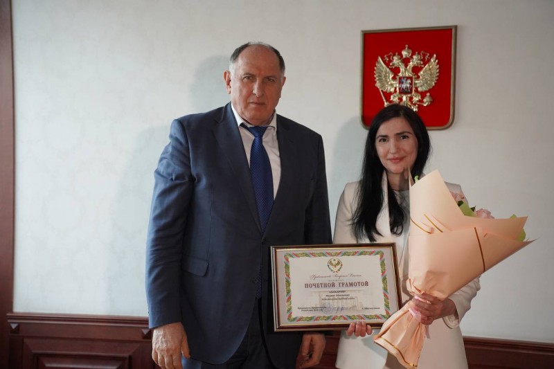 Председатель Правительства Республики Дагестана Абдулмуслим Абдулмуслимов посетил Минимущество Дагестана