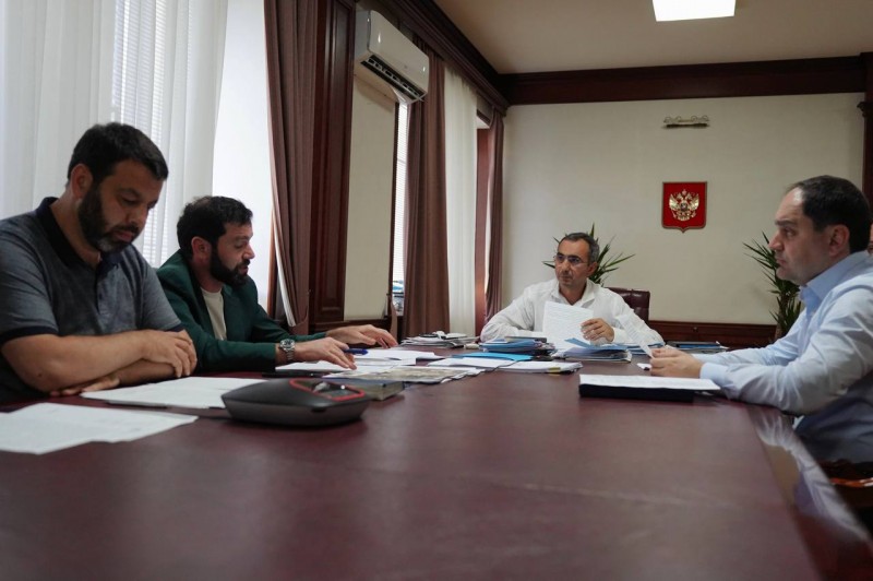 В Дагестане обустроят подъезд к Сарыкумскому бархану